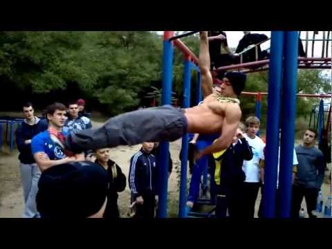 street-workout-odessa-1358600705.jpg